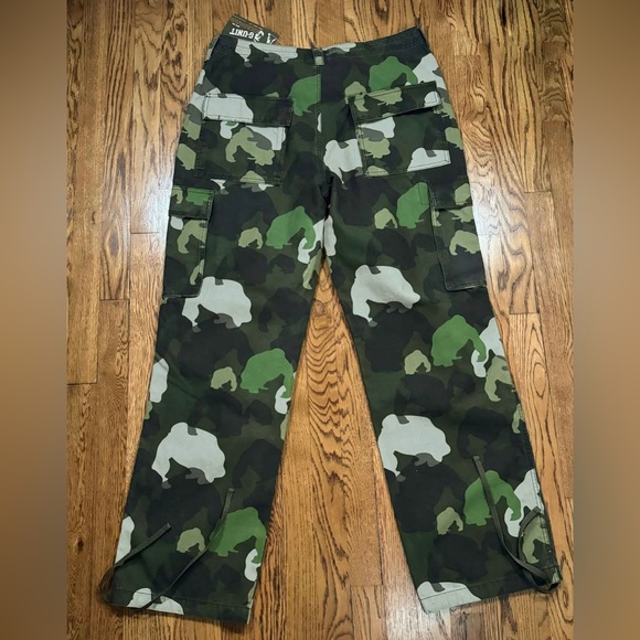 Vintage G-Unit Camouflage Cargo Pants (Size 36-34) NWT - Picture 3 of 6
